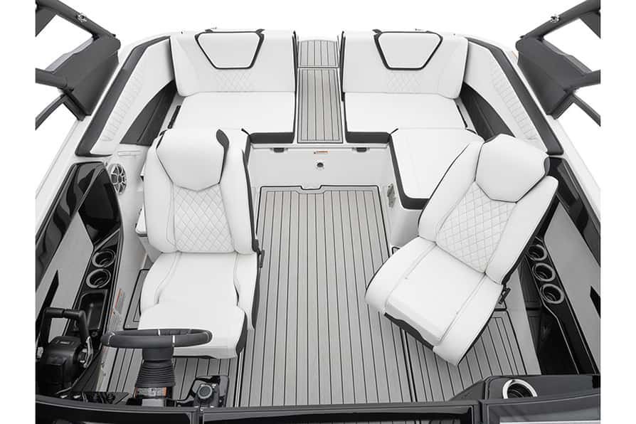 2026 Yamaha 222S White