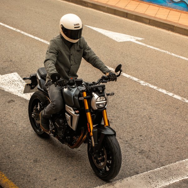 2026 Suzuki GSX 8T Metallic Mat Steel Green (QVP)