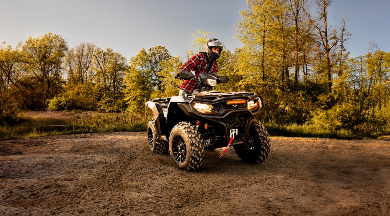 2026 Suzuki KingQuad 500XPZ Armoured Blue Grey