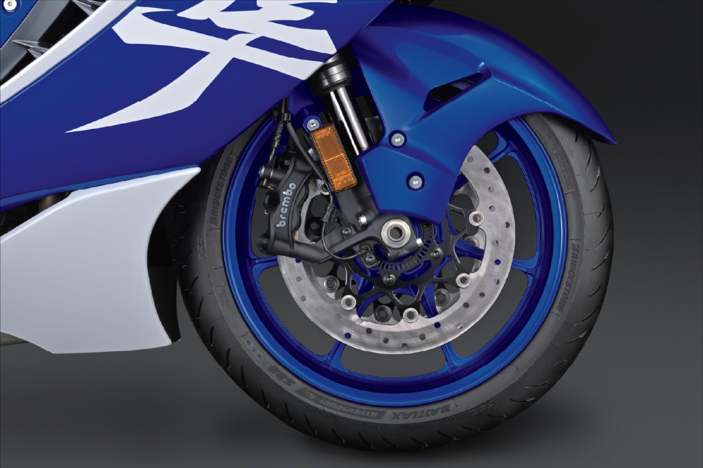 2026 Suzuki Hayabusa Candy Daring Red / Glass Sparkle Black