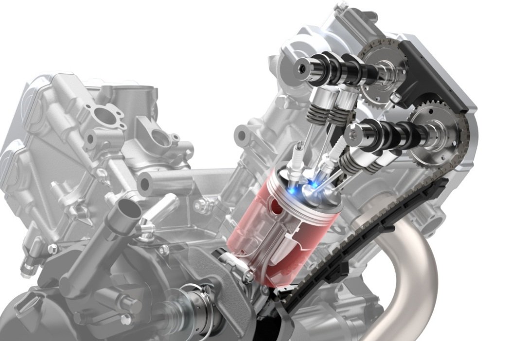 2027 Suzuki SV 7GXV Pearl Brilliant White (YUH)