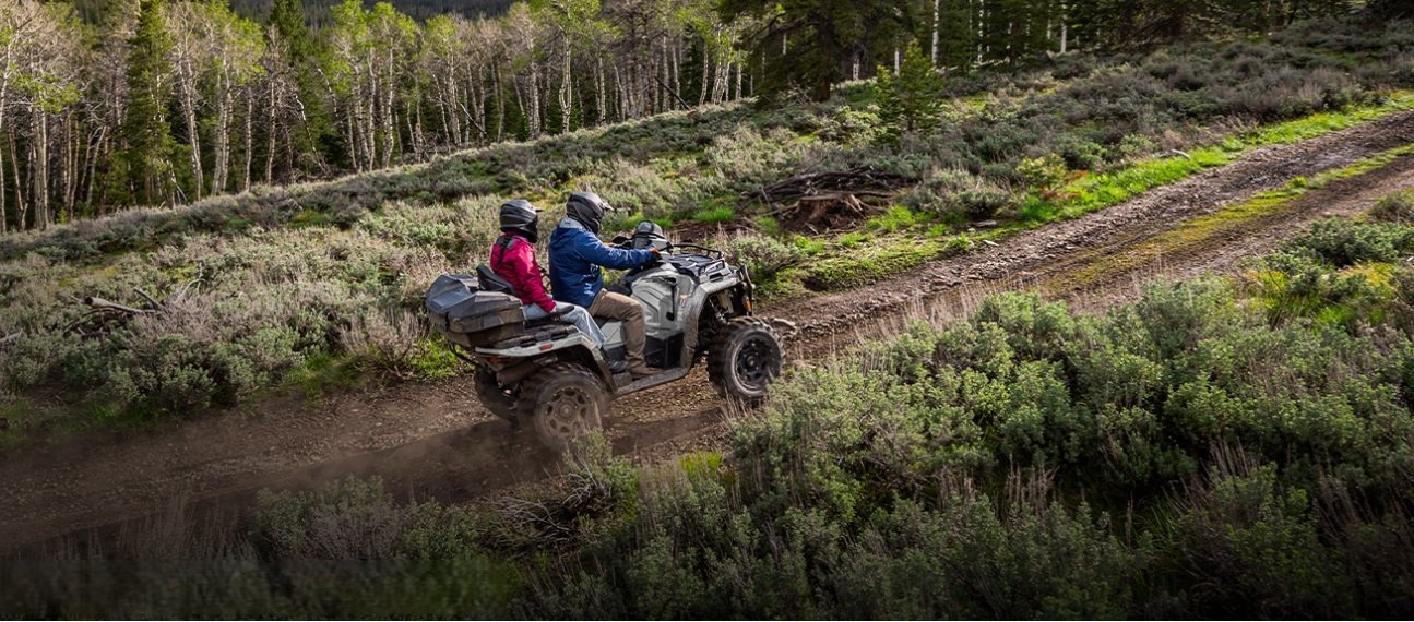 2026 Polaris® SPORTSMAN Touring 570 Premium Treeline Green Metallic