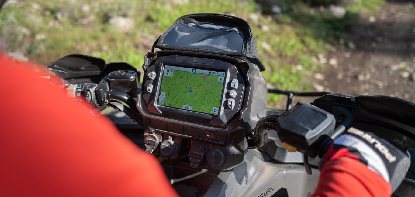 2026 Polaris® SPORTSMAN Touring 570 Premium Treeline Green Metallic