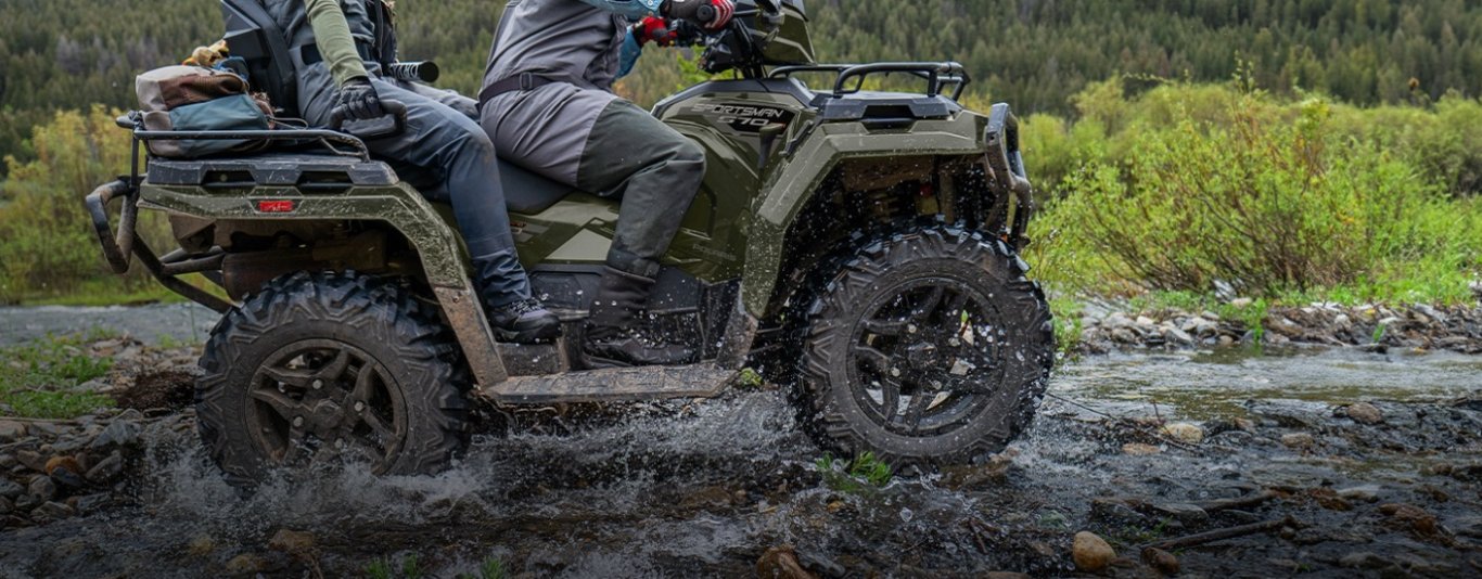 2026 Polaris® SPORTSMAN Touring 570 Premium Treeline Green Metallic