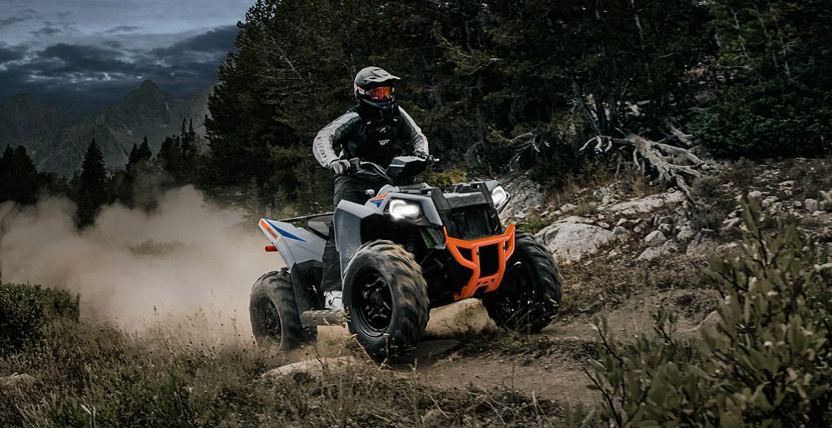 2026 Polaris® SCRAMBLER 850 Storm Gray / Radar Blue