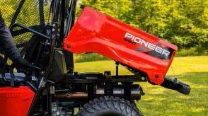 2026 Honda Pioneer 520 Standard Hero Red
