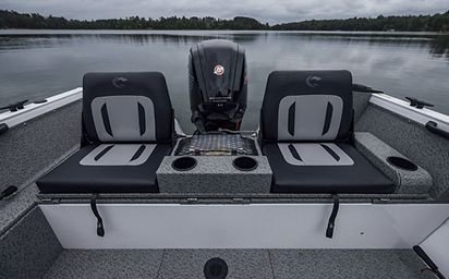 Crestliner 1850 Kodiak Fire Red exterior