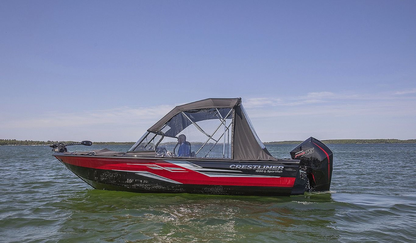 Crestliner 2050 SPORTFISH Silver base Black accent