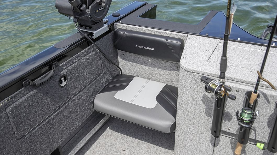 Crestliner 2050 AUTHORITY True Blue exterior