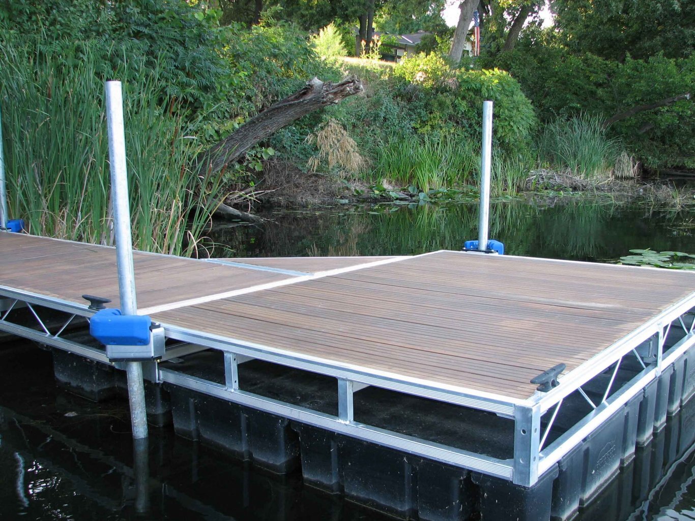 INFINITY FTS9 FLOATING DOCK