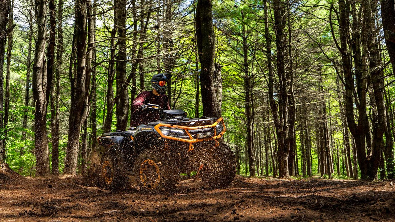 2026 Can Am Outlander XT P 1000R Mineral Grey / Orange Crush