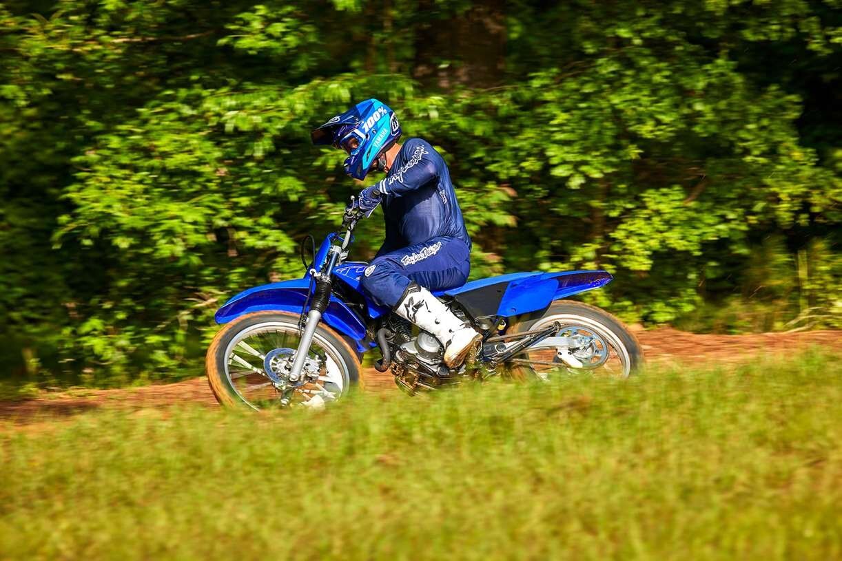 2022 Yamaha TT R 230