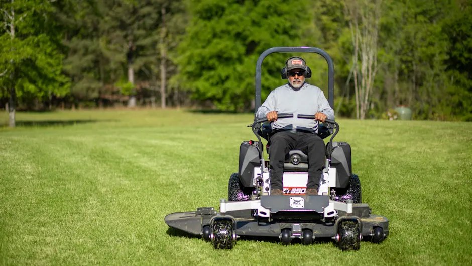 Bobcat ZT3500 48” Deck Zero Turn Mower