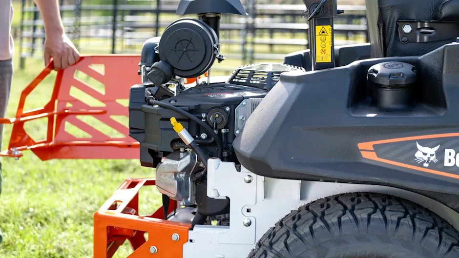 Bobcat ZT6100 61” Deck Zero Turn Mower