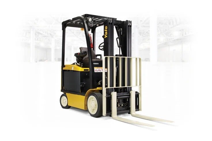 Yale 4 Wheel Electric Forklift Truck