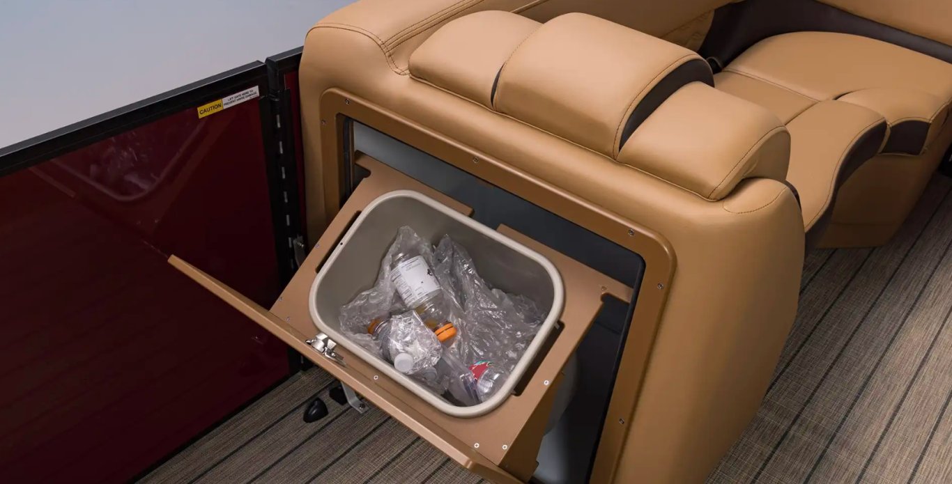 2026 G3 Boats Fusion 322 RC Wineberry