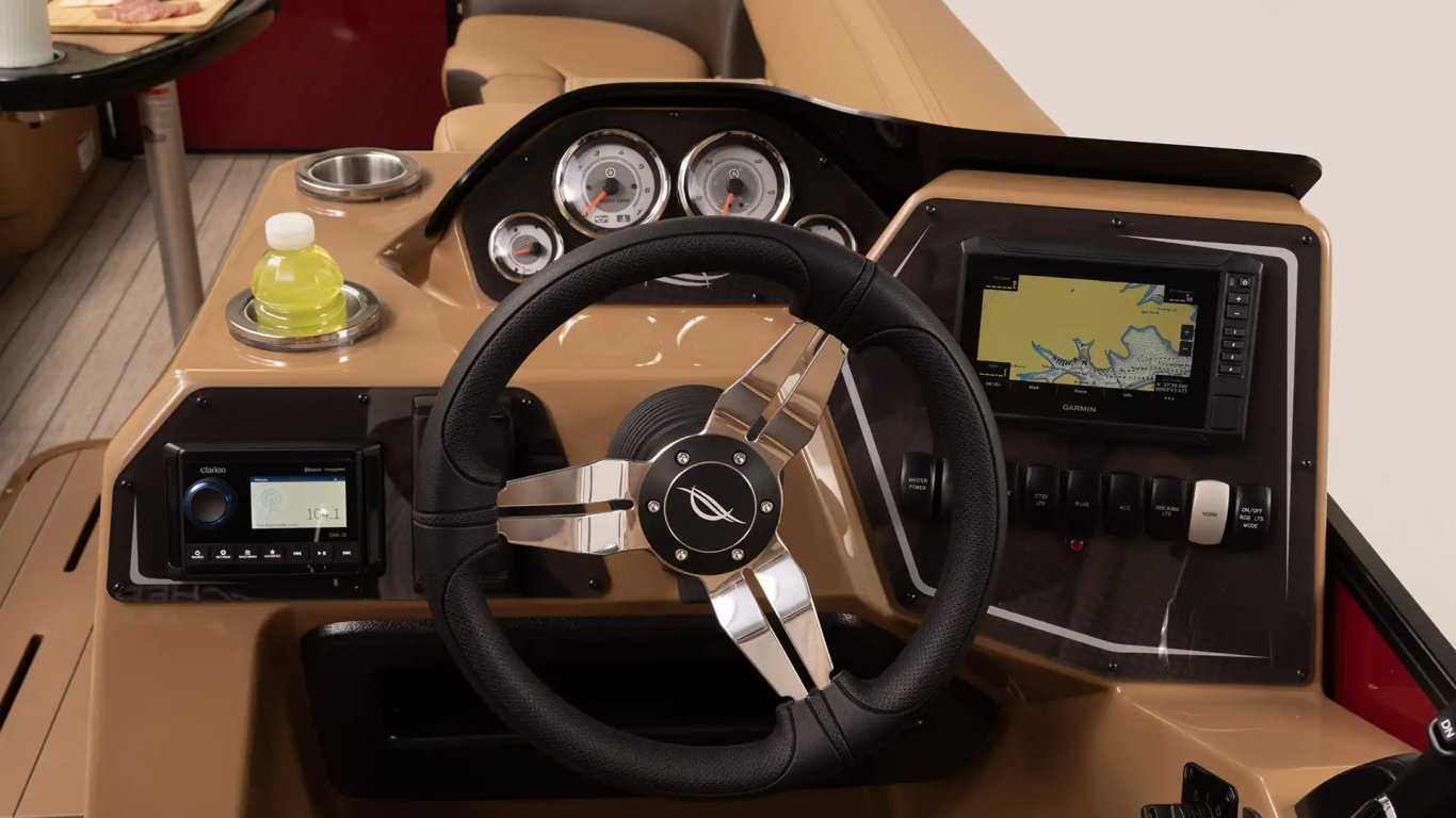 2026 SunCatcher Fusion 322RC White