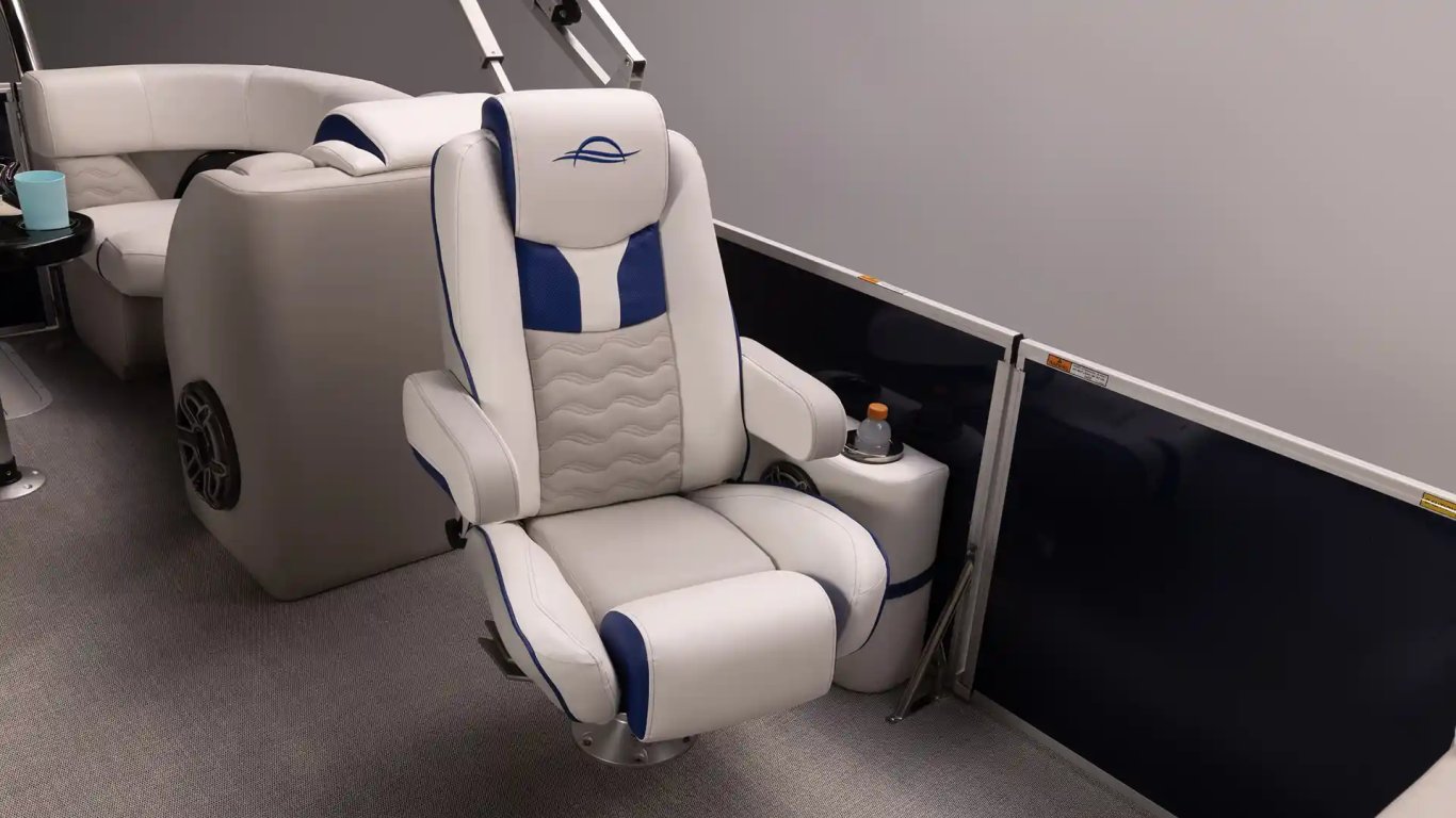 2026 SunCatcher Elite 322RC Indigo