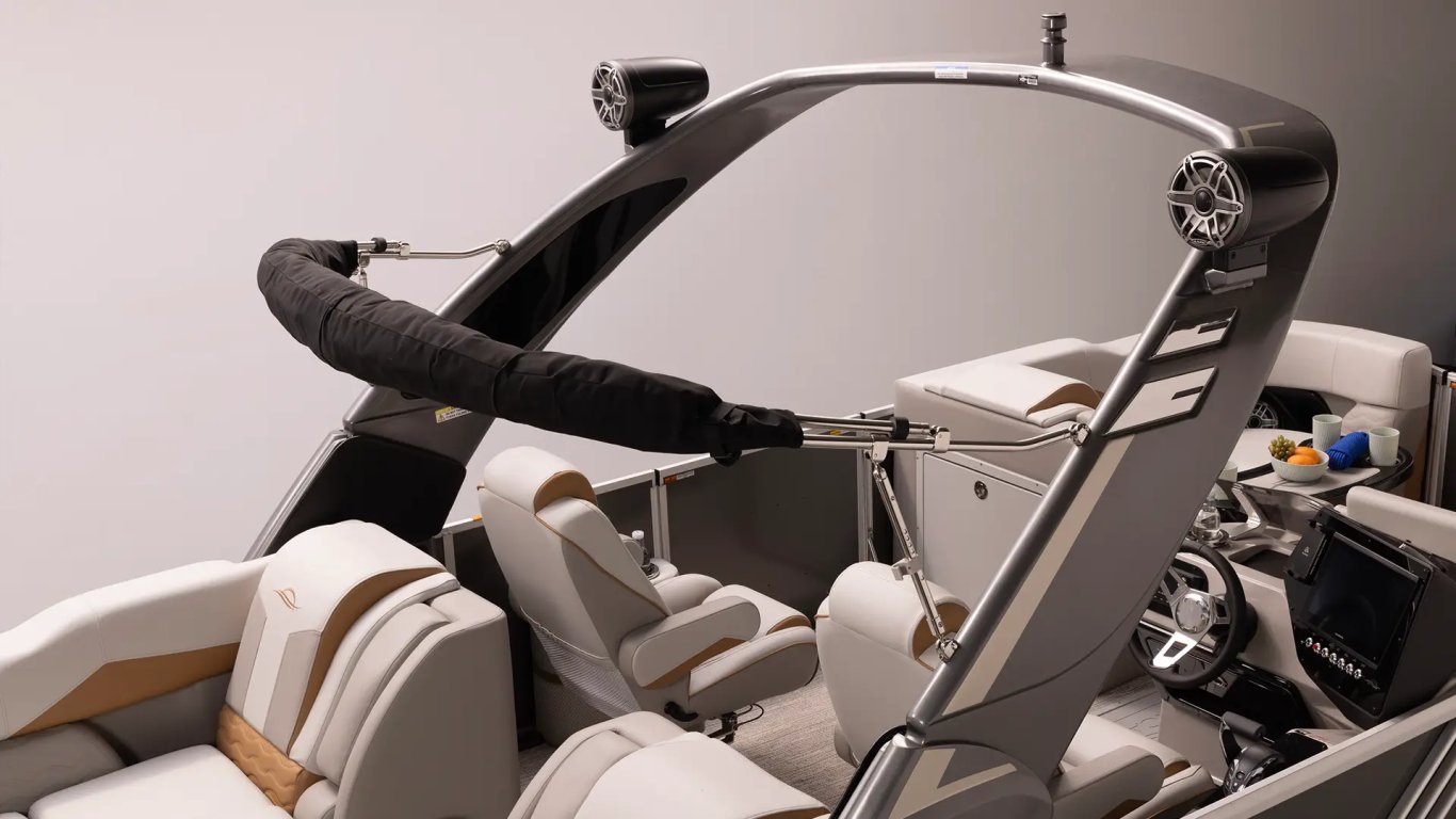 2026 SunCatcher Diamond Elite 322RC White