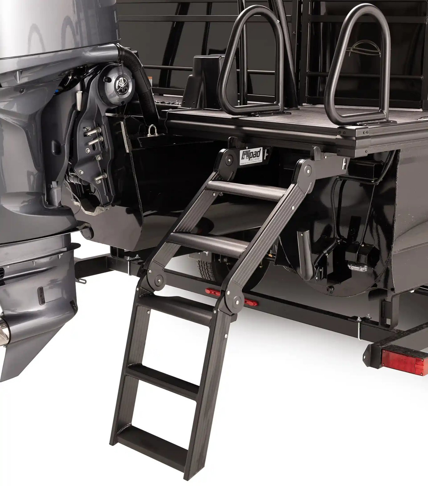 2026 SunCatcher Diamond Elite 324SL Sand Blue