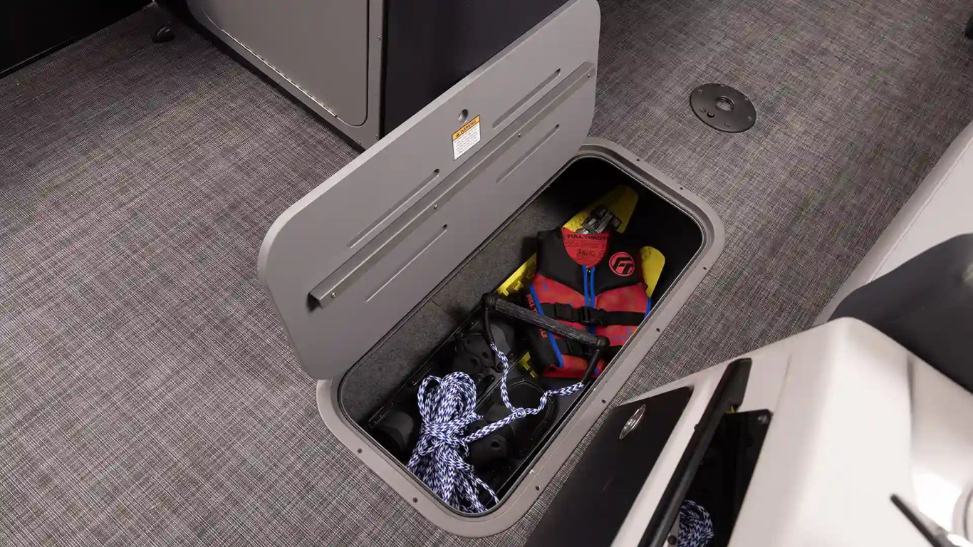 2026 SunCatcher Elite 326RC Blue