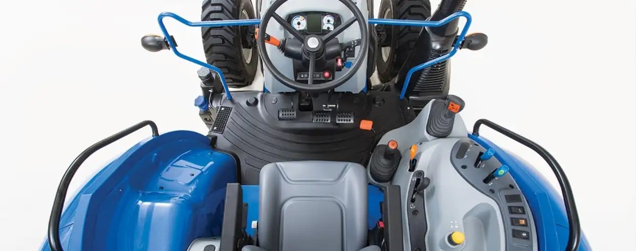 New Holland PowerStar™ PowerStar™ 75 ROPS