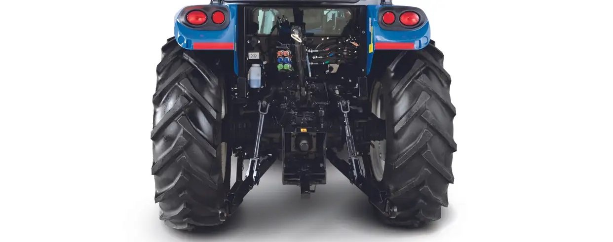 New Holland PowerStar™ WORKMASTER™ 105