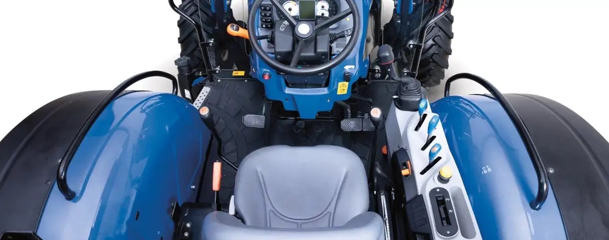 New Holland PowerStar™ WORKMASTER™ 105