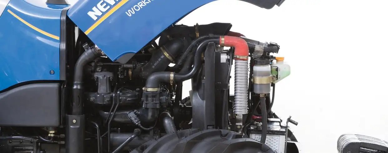 New Holland WORKMASTER™ 70 2WD