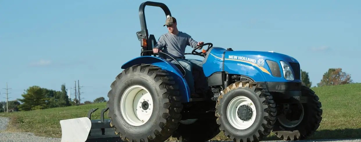 New Holland WORKMASTER™ 70 2WD