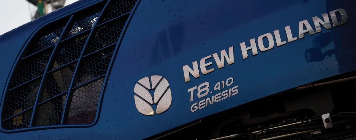 New Holland GENESIS® T8 Series T8.435