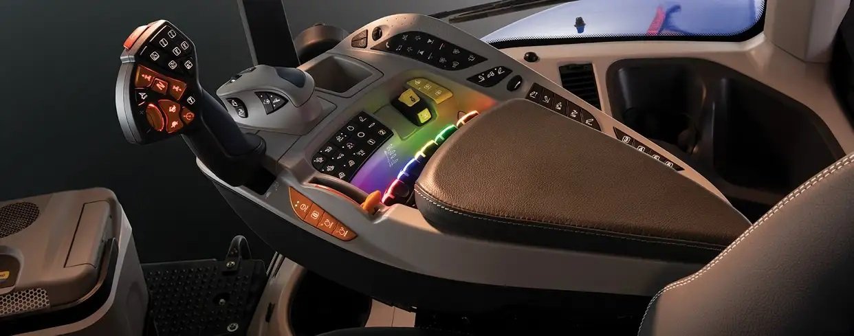 New Holland GENESIS® T8 Series T8.435