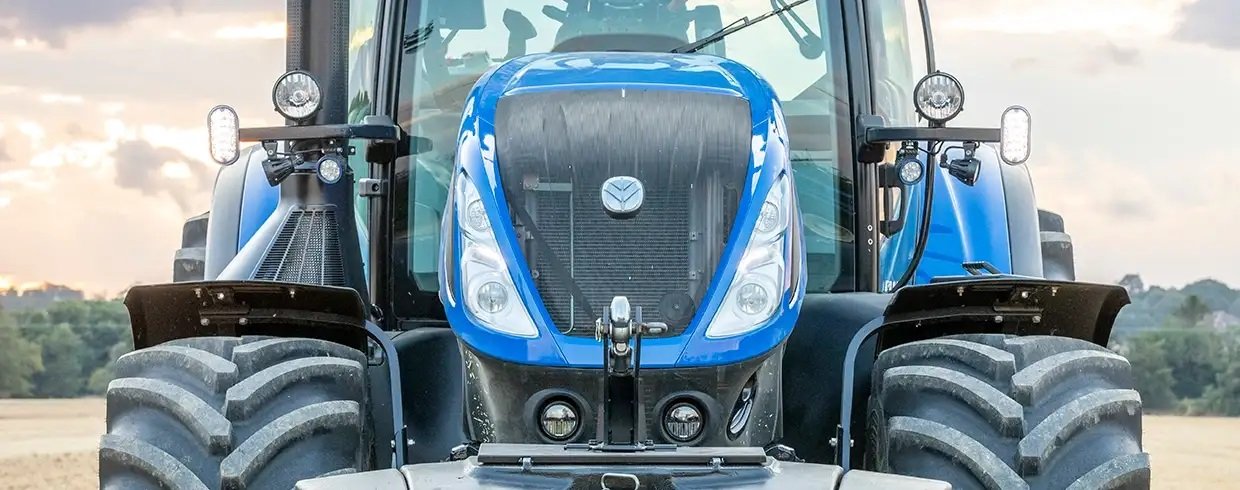 New Holland T7 Series T7.230 with PLM Intelligence™