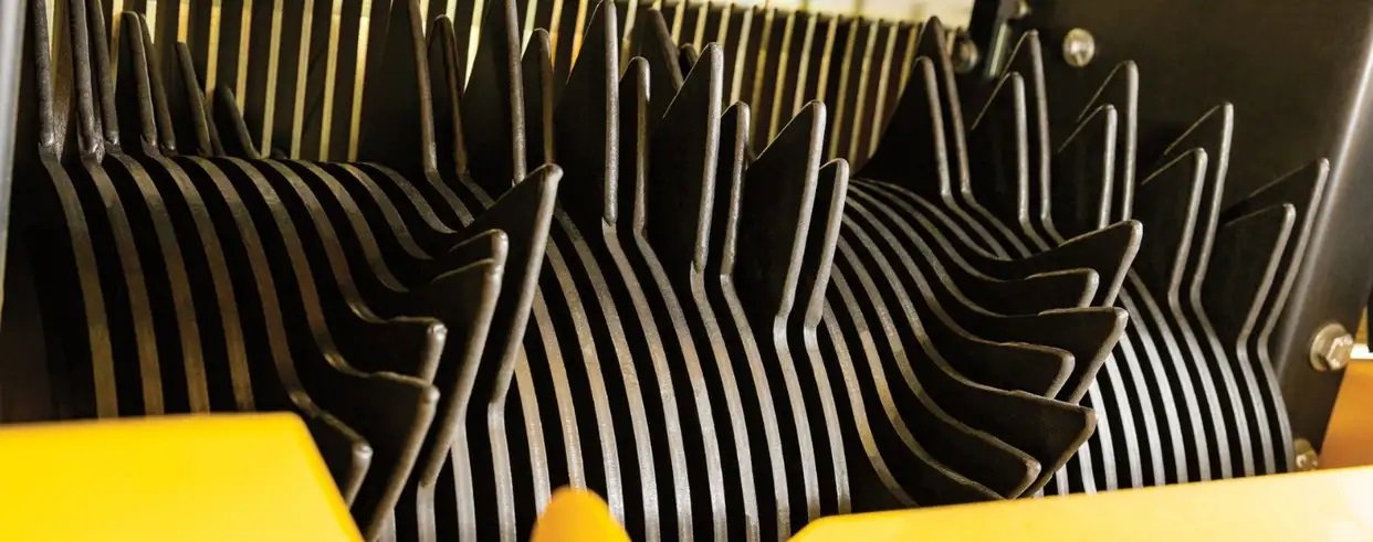 New Holland BigBaler PLUS Large Square Balers BigBaler 330 PLUS