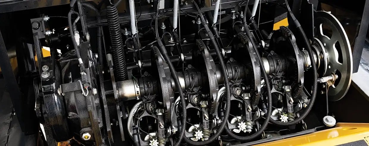 New Holland BigBaler PLUS Large Square Balers BigBaler 330 PLUS