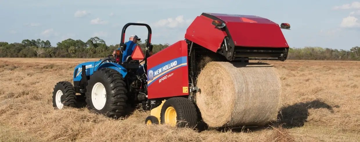 New Holland RF Fixed Chamber Round Balers RF450 Utility