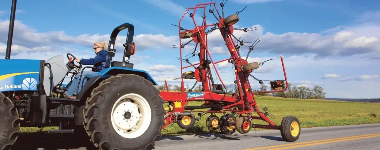 New Holland ProTed™ Rotary Tedders 3625