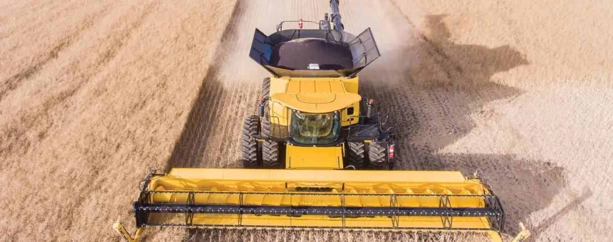 New Holland CR Series Twin Rotor® Combines CR9.90 Aggressive Shake