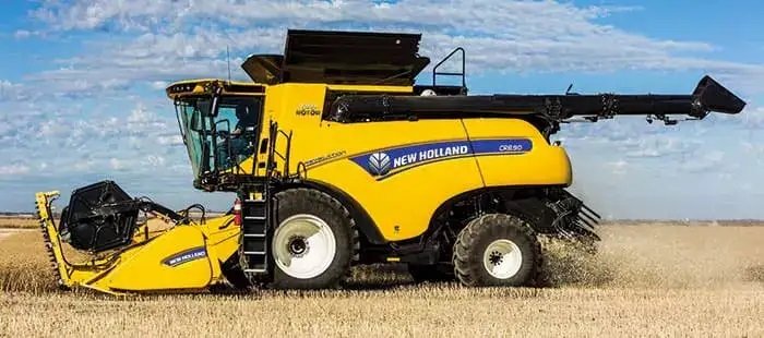 New Holland CR Series Twin Rotor® Combines CR9.90 Aggressive Shake