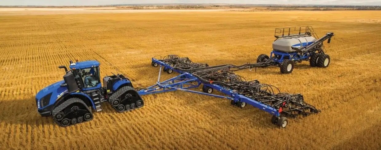 New Holland Flexi Coil® P Series Air Carts Flexi Coil® P2350