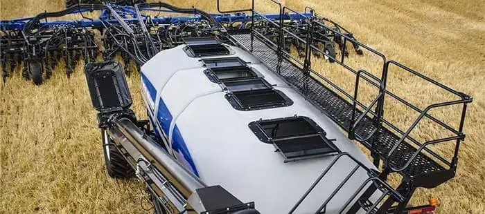 New Holland Flexi Coil® P Series Air Carts Flexi Coil® P2350