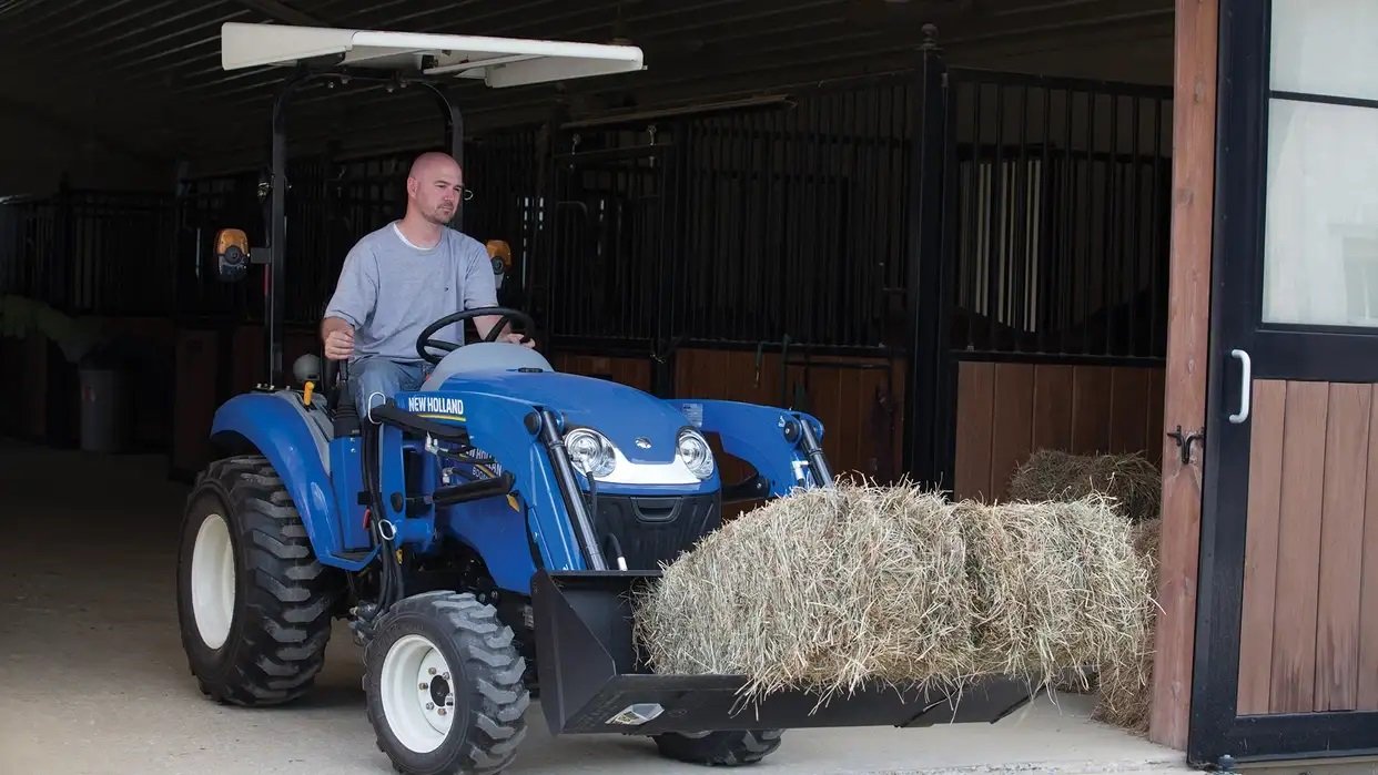 New Holland Deluxe Compact Loaders 250TLA IV
