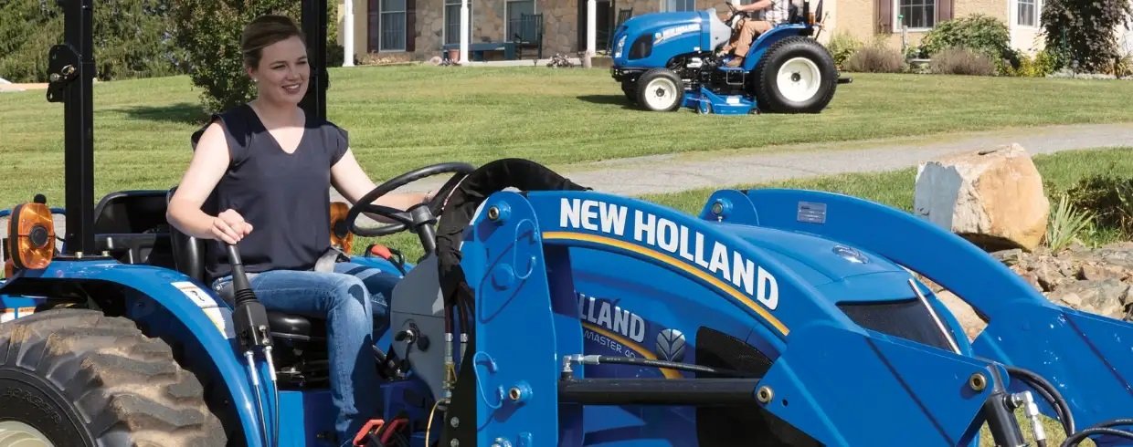 New Holland Economy Compact Loaders 200LC