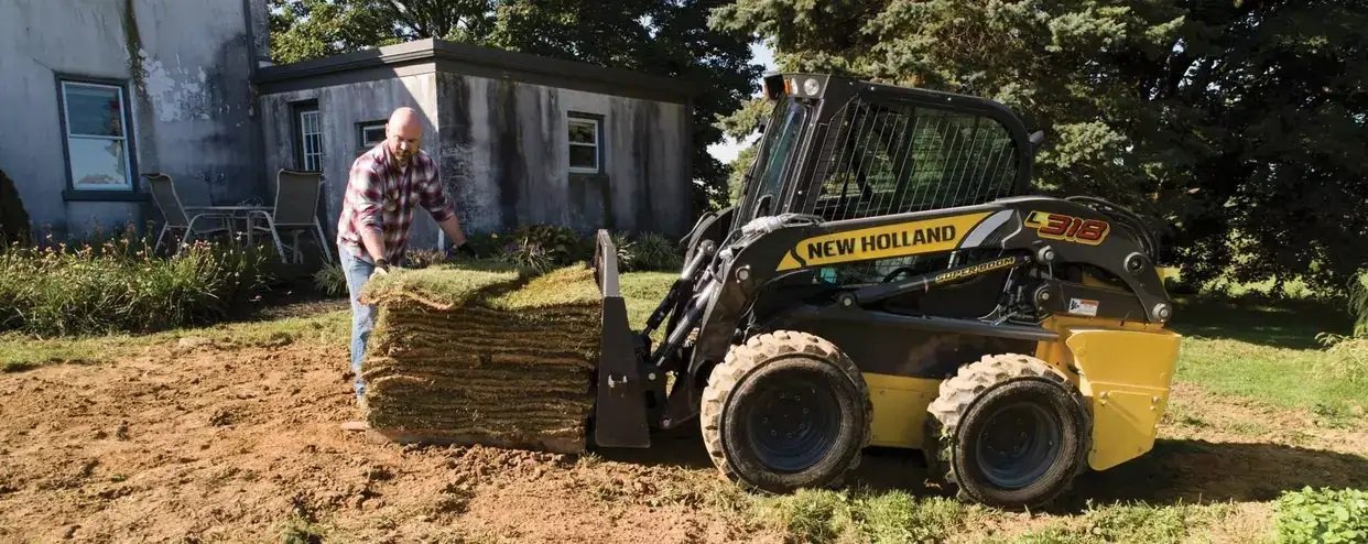 New Holland Skid Steer Loaders L318