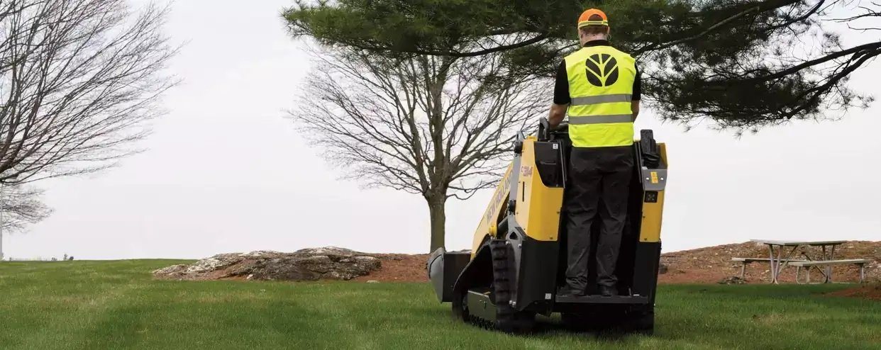 New Holland Mini Track Loaders C314