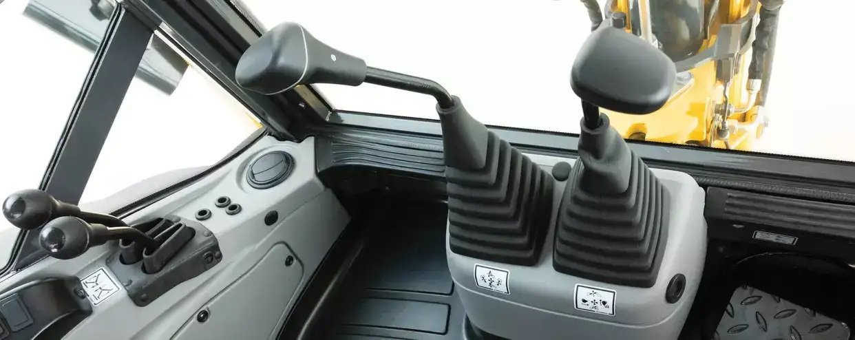 New Holland Loader Backhoes B95D Tool Carrier