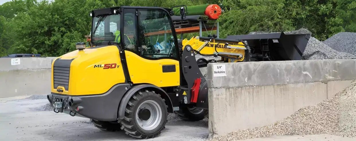 New Holland Small Articulated Loaders ML50 Telescopic