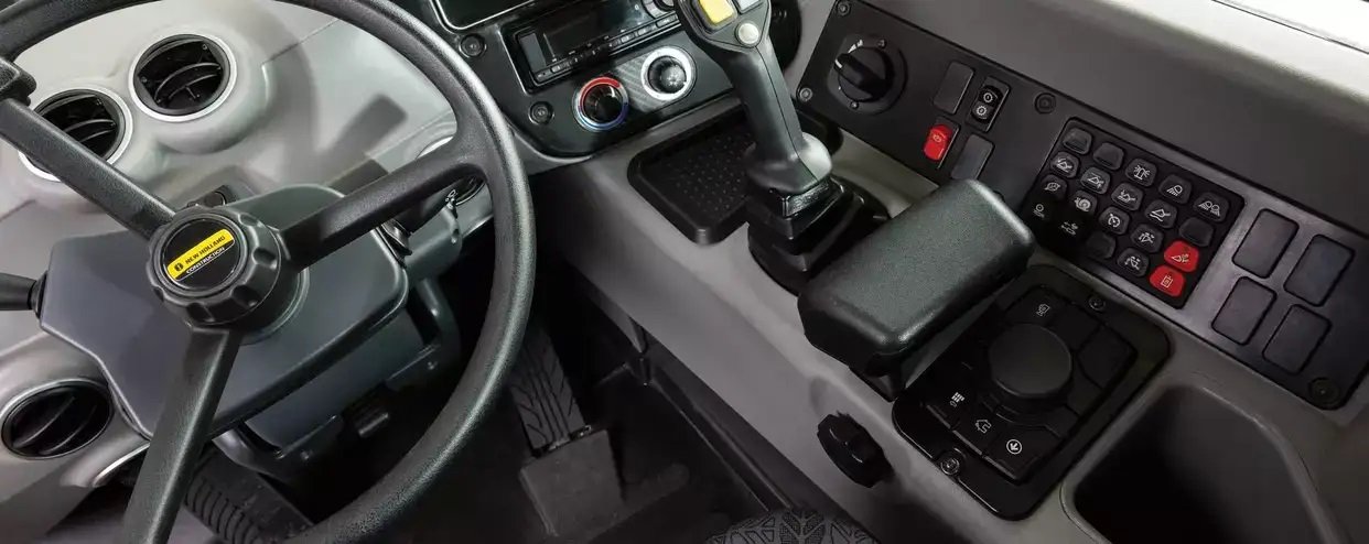 New Holland Compact Wheel Loaders W80C High Speed