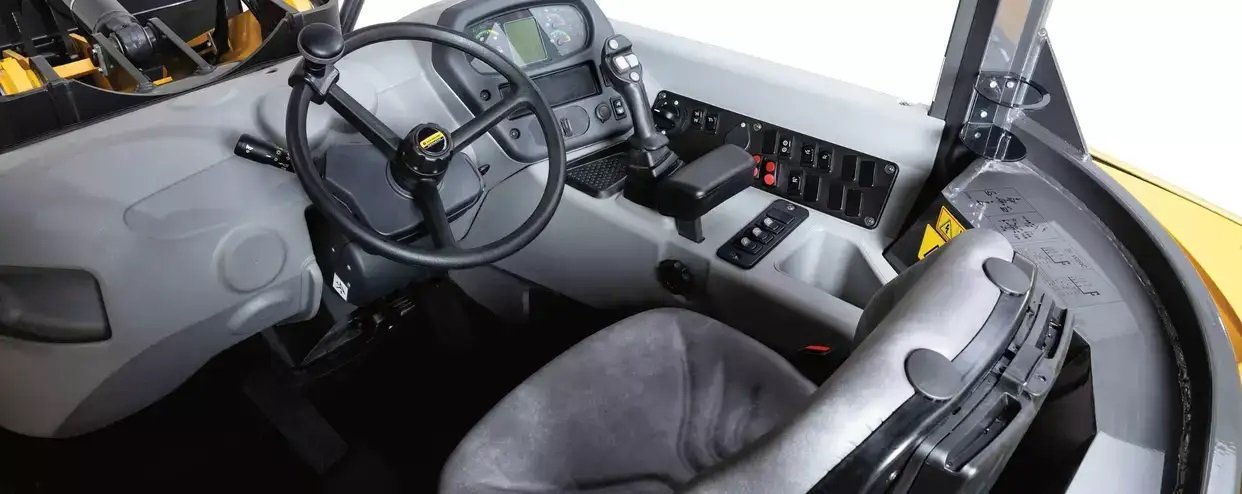 New Holland Compact Wheel Loaders W80C High Speed