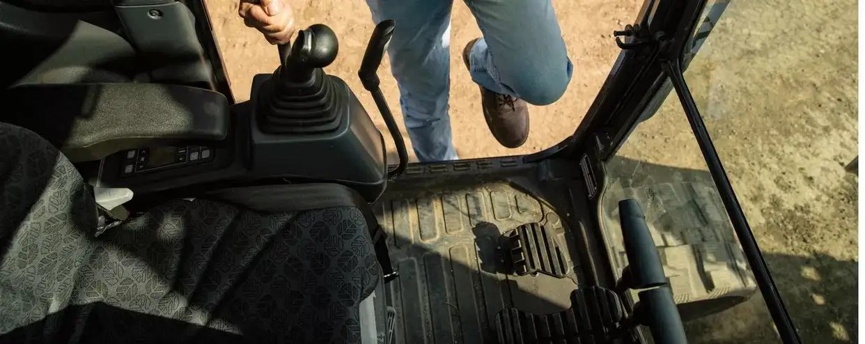 New Holland Mini Excavators E26C